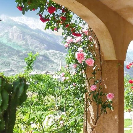 Appartement Paisible A Saint-Crepin Avec Vue Sur La Montagne Luaran gambar